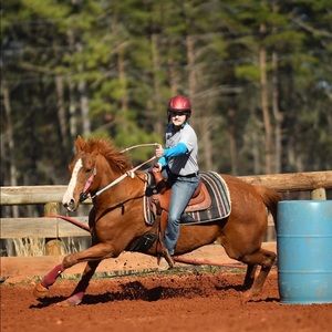 Meet your Posher, Layla